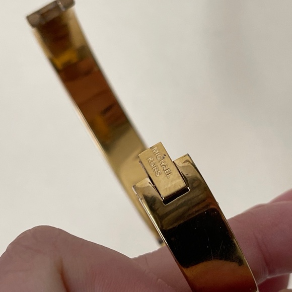 Michael Kors Black Friday clear rhinestone  Bangle Bracelet - Picture 14 of 16